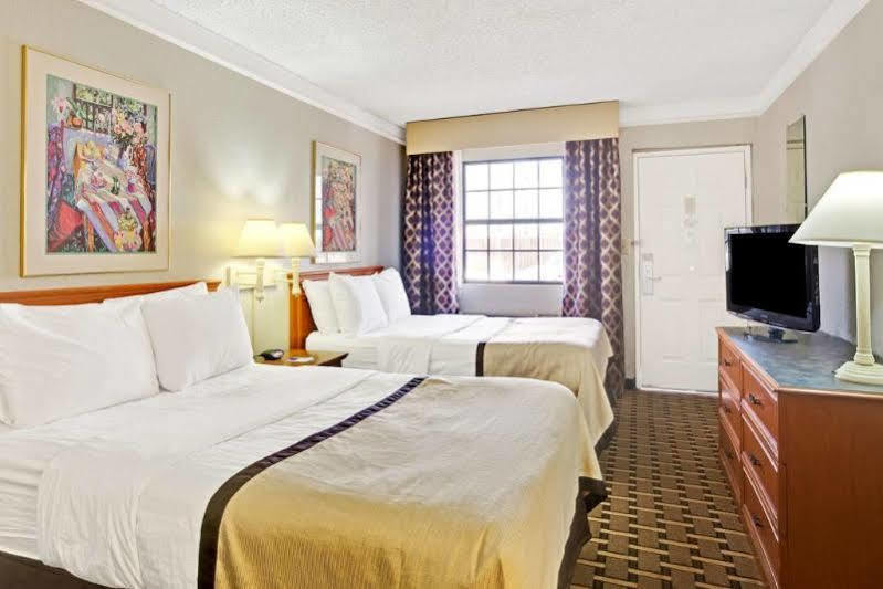 Red Roof Inn Houston North - Fm1960 & I-45 Westfield Esterno foto